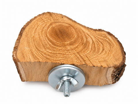 Detalle del anclaje de la percha plataforma mini de olivo con dos arandelas y palometa